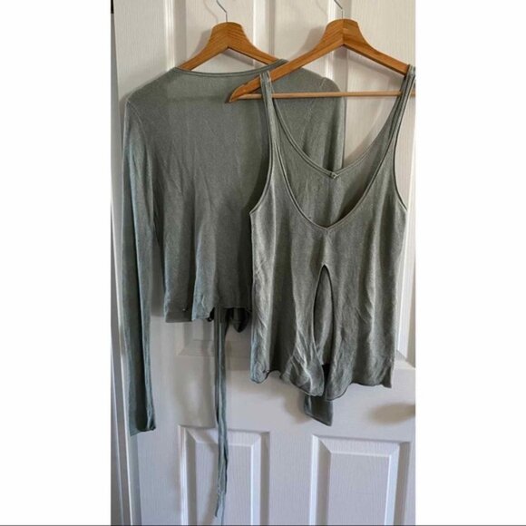 Lululemon Taryn Toomey Heart Opener Wrap, Tank and Awakening Crops - Set - Picture 2 of 13